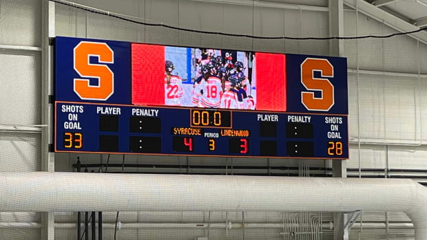 W Hockey